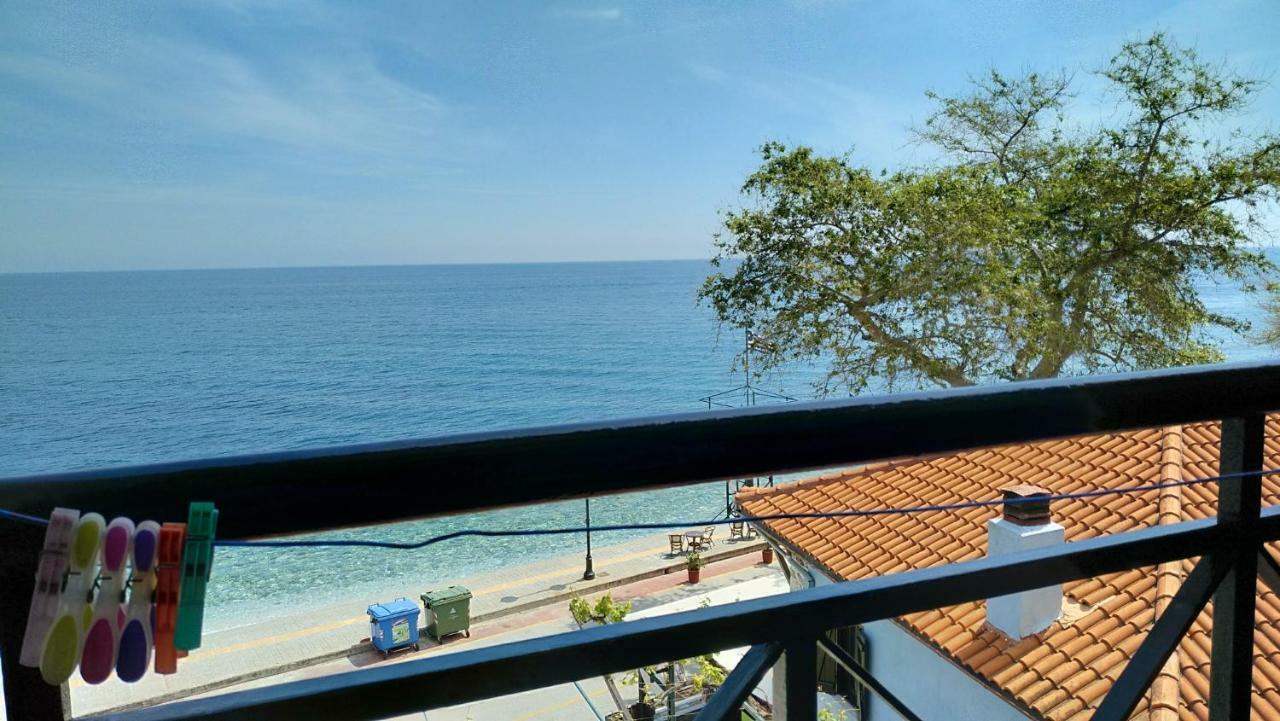 Anesis Hotel Agios Ioannis  エクステリア 写真